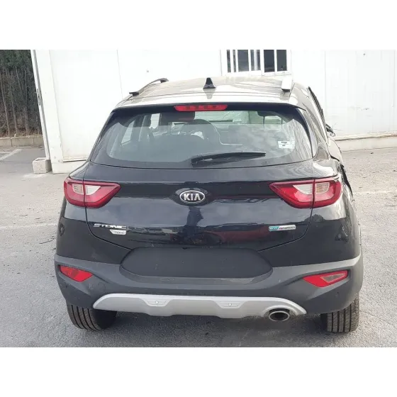 KIA STONIC (YBCUV) '2021 DRIVE NEGRO