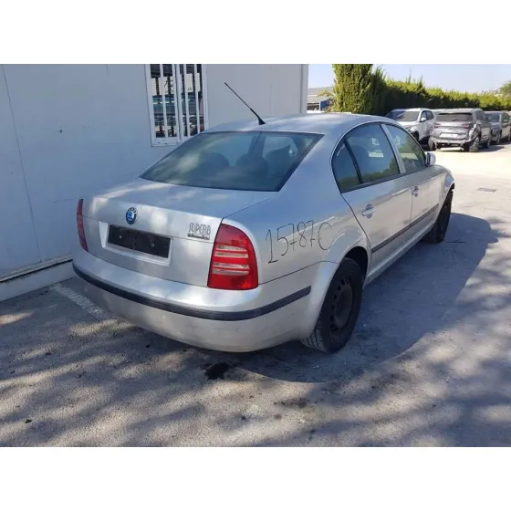 SKODA SUPERB (3U4) '2004 CLASSIC GRIS