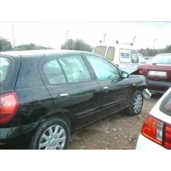 NISSAN ALMERA (N16/E) '2003 1.5 16V CAT NEGRO