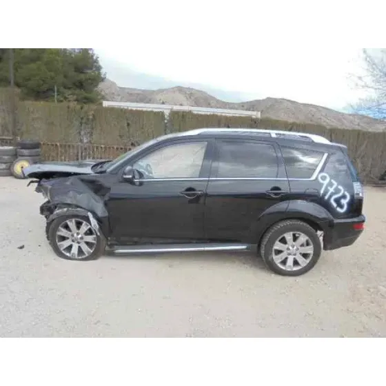 MITSUBISHI OUTLANDER (CW0) '2010 KAITEKI 4WD NEGRO