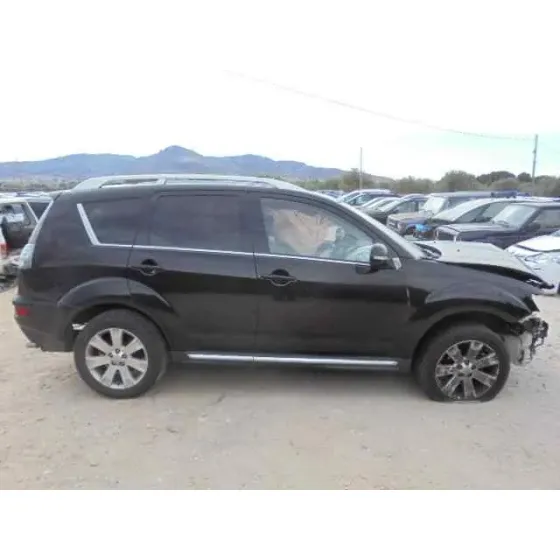 MITSUBISHI OUTLANDER (CW0) '2010 KAITEKI 4WD NEGRO