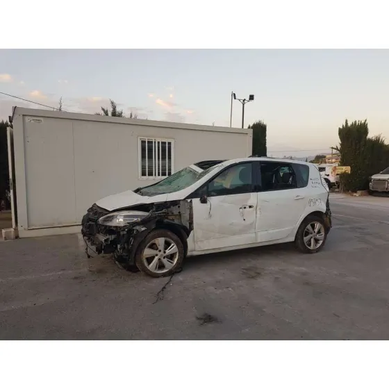 RENAULT SCENIC III '2013 DYNAMIQUE BLANCO