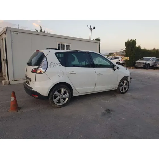 RENAULT SCENIC III '2013 DYNAMIQUE BLANCO