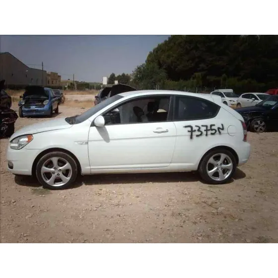 HYUNDAI ACCENT (MC) '2006 1.4 CAT BLANCO