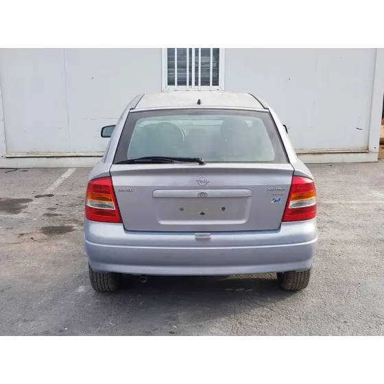 OPEL ASTRA G BERLINA '2001 COMFORT GRIS