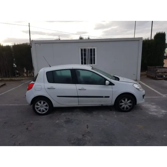 RENAULT CLIO III '2007 AUTHENTIQUE BLANCO