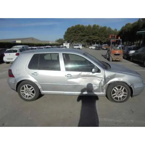 VOLKSWAGEN GOLF IV BERLINA (1J1) '2001 HIGHLINE GRIS