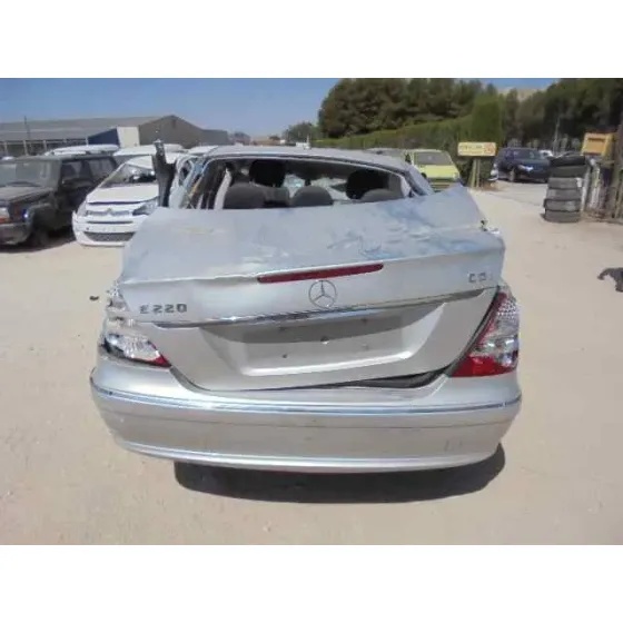 MERCEDES CLASE E (W211) BERLINA '2007 E 220 CDI (211.008) GRIS