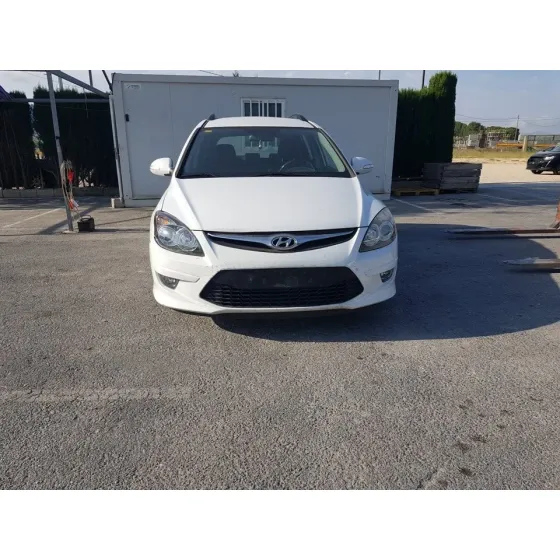 HYUNDAI I30CW '2011 COMFORT BLANCO