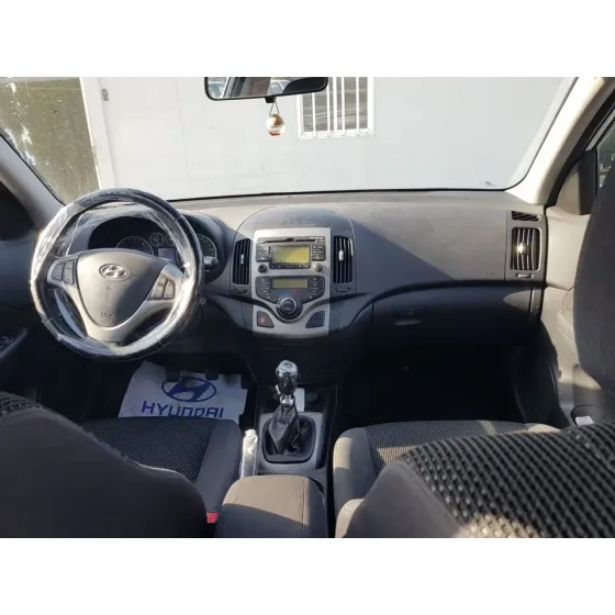 HYUNDAI I30CW '2011 COMFORT BLANCO