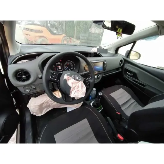 TOYOTA YARIS '2020 ACTIVE NEGRO