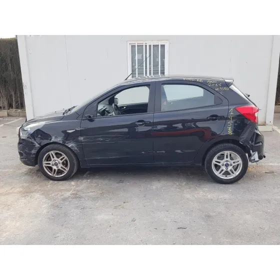 FORD KA+ '2017 ULTIMATE NEGRO