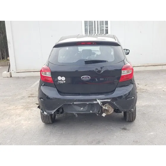 FORD KA+ '2017 ULTIMATE NEGRO