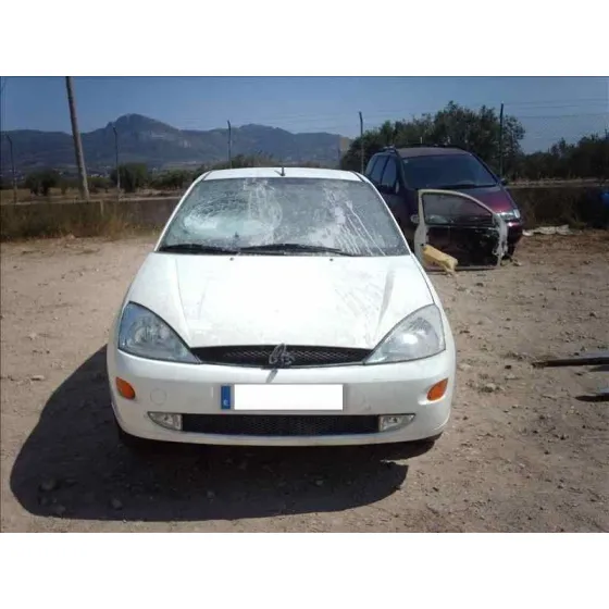 FORD FOCUS BERLINA (CAK) '1998 1.8 TDDI TURBODIESEL CAT BLANCO