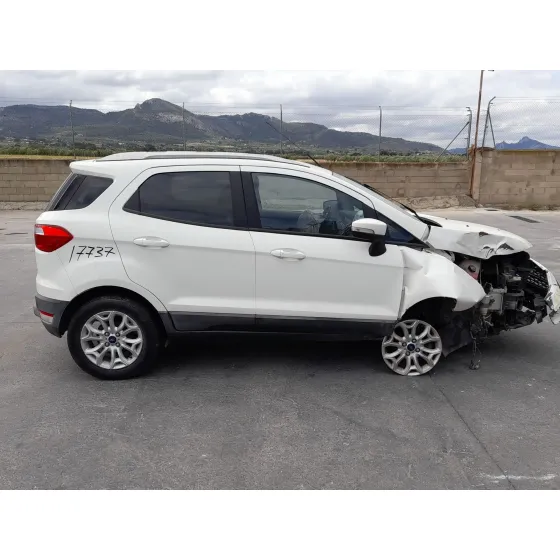 Ford ECOSPORT 2015