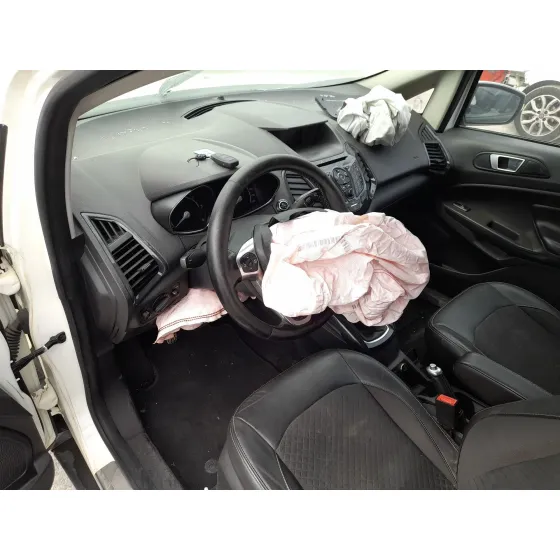 Ford ECOSPORT 2015