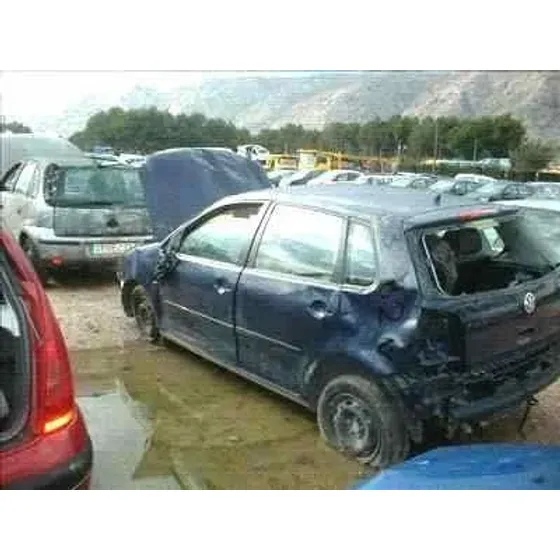 VOLKSWAGEN POLO (9N1) '2001 HIGHLINE AZUL