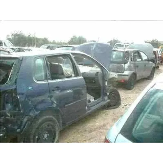 VOLKSWAGEN POLO (9N1) '2001 HIGHLINE AZUL