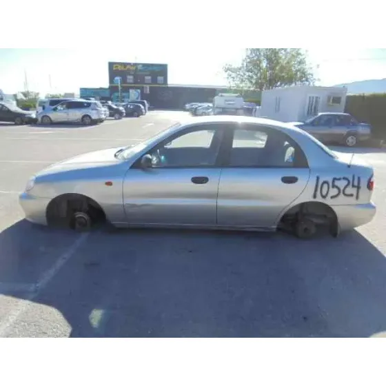 DAEWOO LANOS '1999 SE GRIS