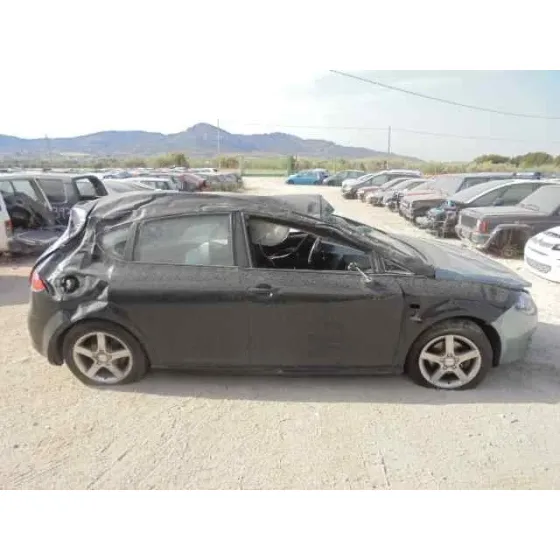 SEAT LEON (1P1) '2007 REFERENCE NEGRO