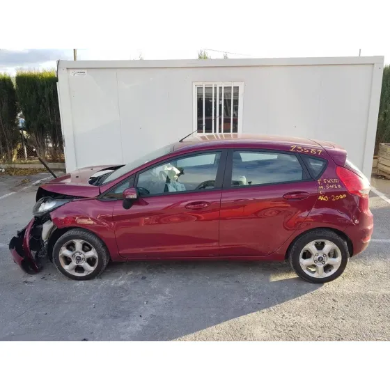 FORD FIESTA (CB1) '2010 TREND ROJO