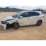 FIAT TIPO II (357) BERLINA '2022 CROSS BLANCO