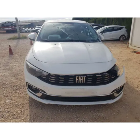 FIAT TIPO II (357) BERLINA '2022 CROSS BLANCO