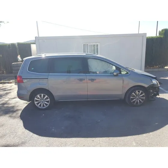 VOLKSWAGEN SHARAN (7N1) '2012 ADVANCE BLUEMOTION GRIS