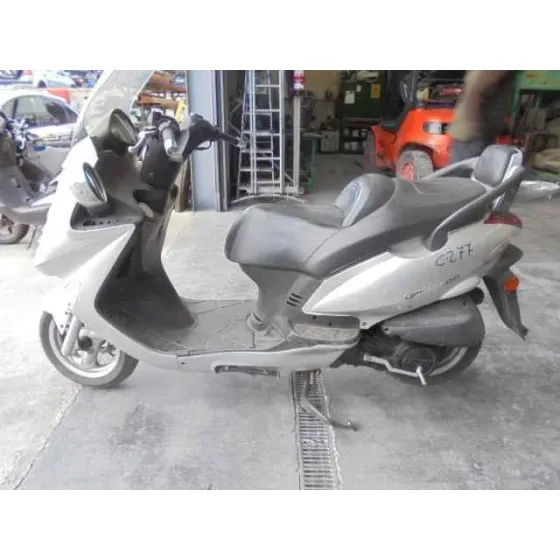 KYMCO DINK '2006 GRAND DINK 125 GRIS