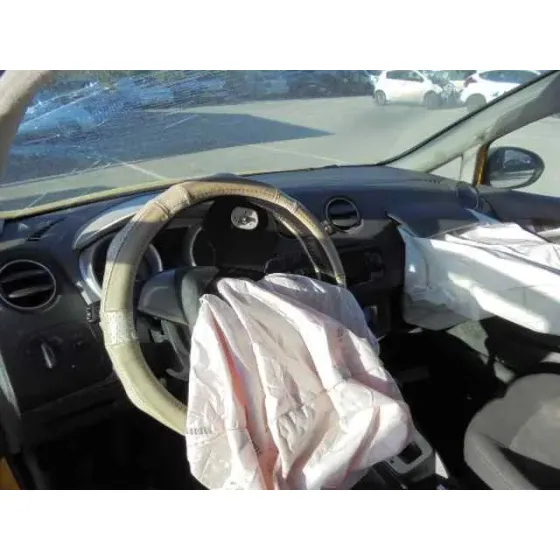 SEAT IBIZA (6J5) '2010 STYLANCE / STYLE AMARILLO