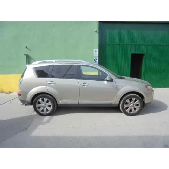 MITSUBISHI OUTLANDER (CW0) '2007 2.2 DI-D KAITEKI PLUS DORADO