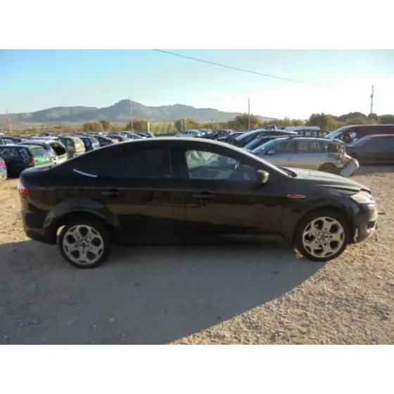 FORD MONDEO BER. (CA2) '2007 GHIA NEGRO