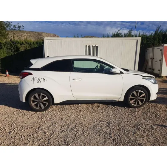 HYUNDAI I20 COUPE '2017 TECNO BLANCO