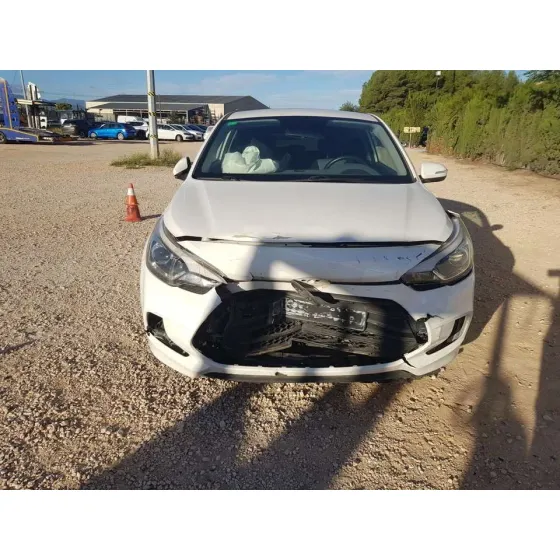 HYUNDAI I20 COUPE '2017 TECNO BLANCO