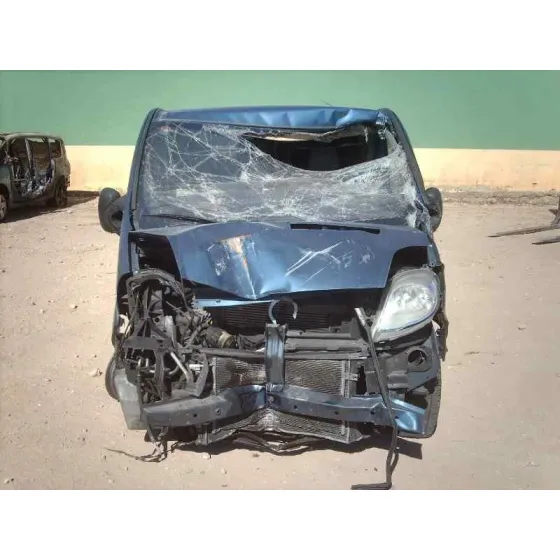 OPEL VIVARO '2005 COMBI 2.7T CORTO AZUL