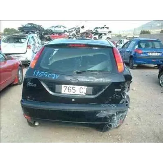 FORD FOCUS BERLINA (CAK) '2001 TREND NEGRO