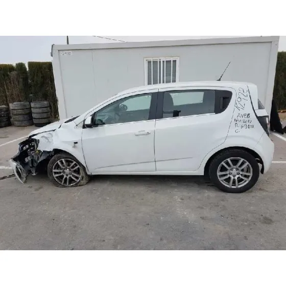 CHEVROLET AVEO '2012 LS BLANCO
