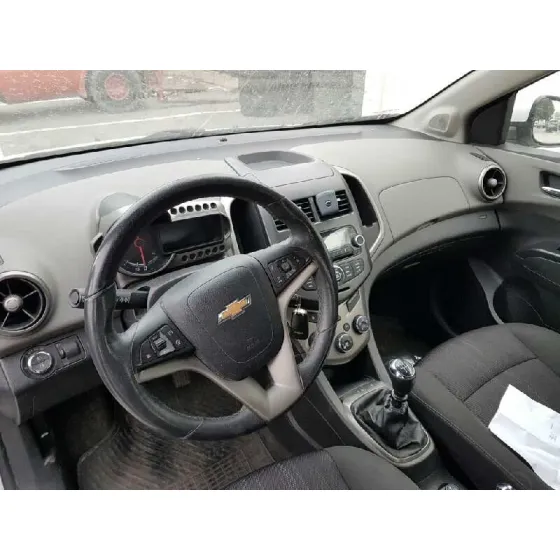 CHEVROLET AVEO '2012 LS BLANCO