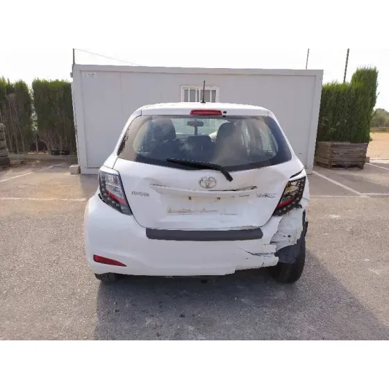 TOYOTA YARIS '2013 ACTIVE BLANCO