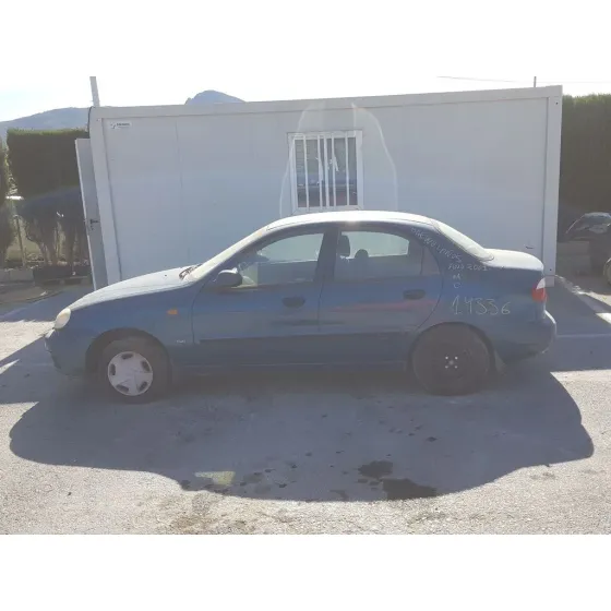 DAEWOO LANOS '2001 SE VERDE