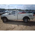 MITSUBISHI L 200 (KA0/KB0) MITSUBISHI L 200 (KA0/KB0) '2010 INVITE CLUB CAB 4WD BLANCO 2006