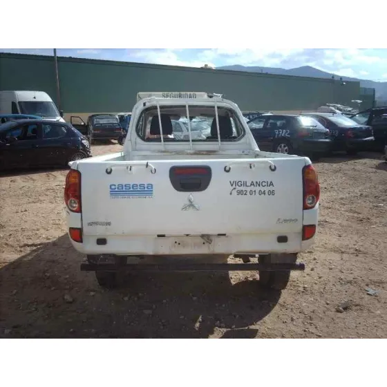 MITSUBISHI L 200 (KA0/KB0) '2010 INVITE CLUB CAB 4WD BLANCO