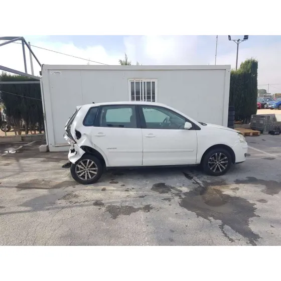 VOLKSWAGEN POLO (9N3) '2008 EDITION BLANCO