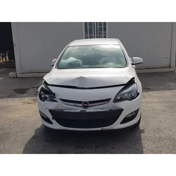 OPEL ASTRA J LIM. '2015 EXCELLENCE BLANCO
