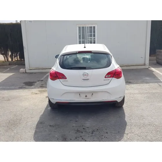 OPEL ASTRA J LIM. '2015 EXCELLENCE BLANCO
