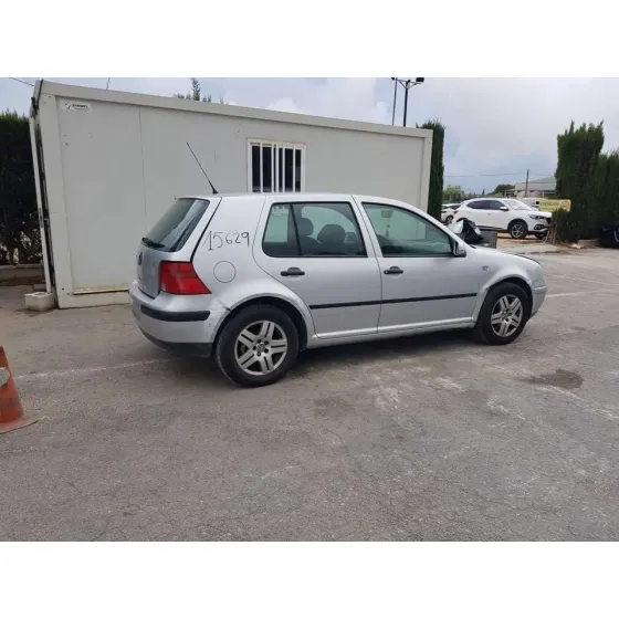VOLKSWAGEN GOLF IV BERLINA (1J1) '2001 HIGHLINE GRIS