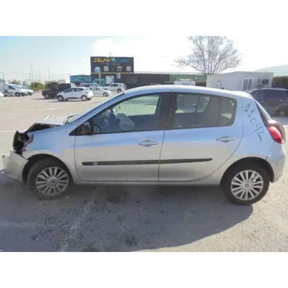RENAULT CLIO III '2011 AUTHENTIQUE GRIS