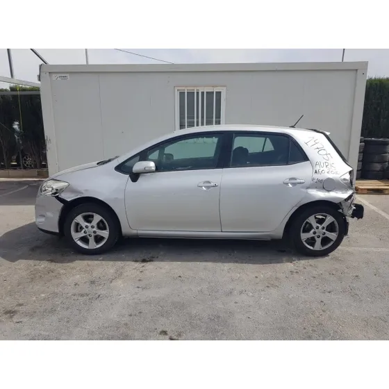 TOYOTA AURIS '2010 ACTIVE GRIS