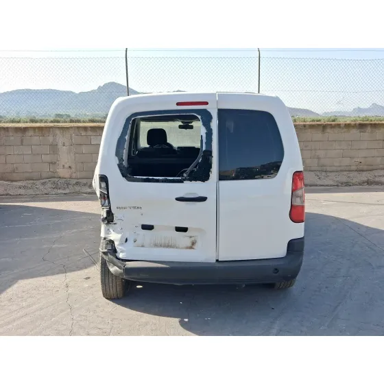 Peugeot RIFTER 2018