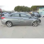 HYUNDAI I40 '2012 COMFORT GRIS OSCURO
